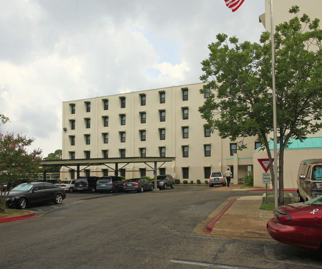 North Loop in Austin, TX - Building Photo - Building Photo