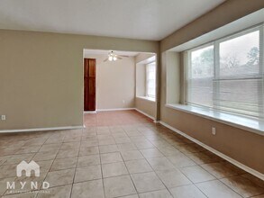 4435 Algernon Dr in Spring, TX - Foto de edificio - Building Photo