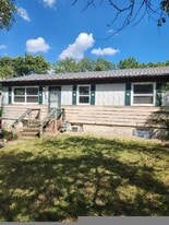 1724 SE Pennsylvania Ave in Topeka, KS - Building Photo