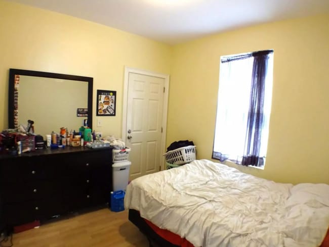 property at 846 Dorchester Ave