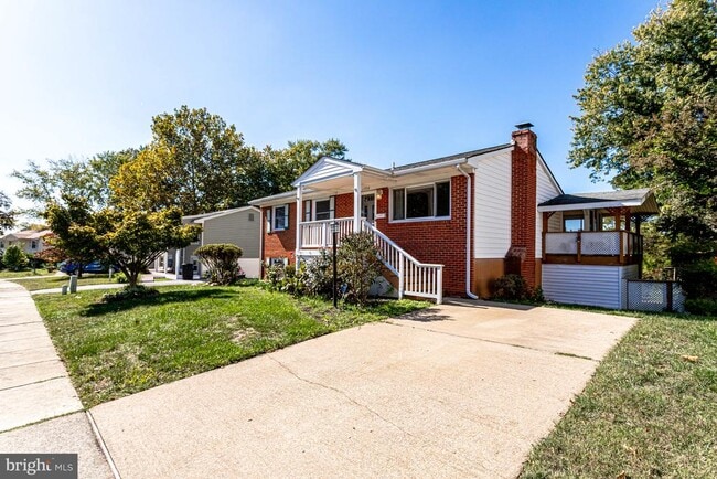 13714 Gran Deur Dr in Woodbridge, VA - Building Photo - Building Photo