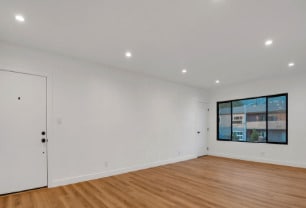 950 Havenhurst Dr in West Hollywood, CA - Foto de edificio - Building Photo