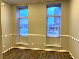 833 N Fulton Ave in Baltimore, MD - Building Photo