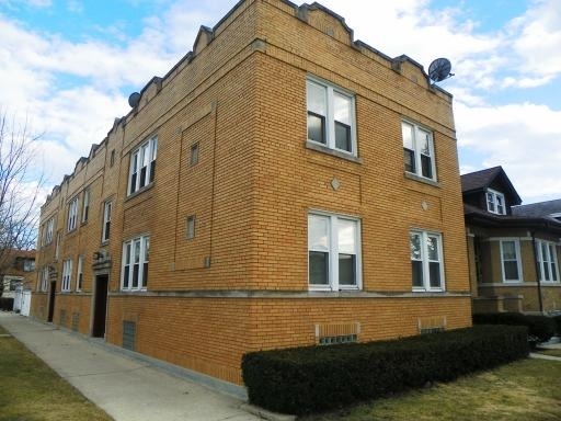 5415 W Wellington Ave in Chicago, IL - Building Photo