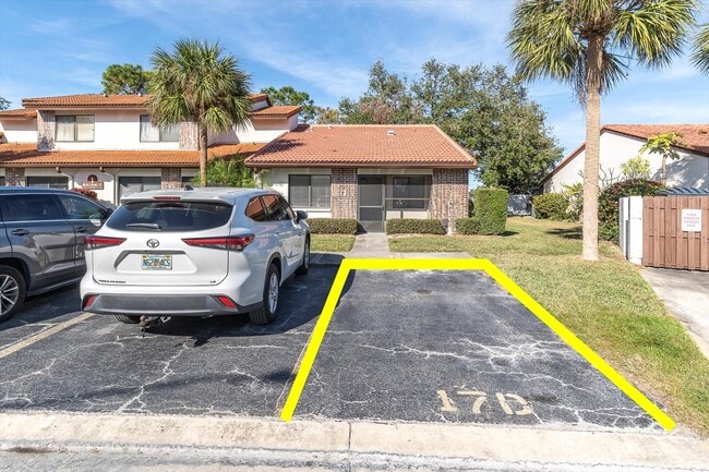 7360 Ulmerton Rd, Unit 17D in Largo, FL - Foto de edificio - Building Photo