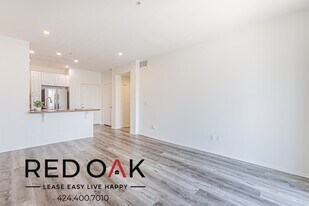 633 W Rte 66, Unit 108 in Glendora, CA - Building Photo