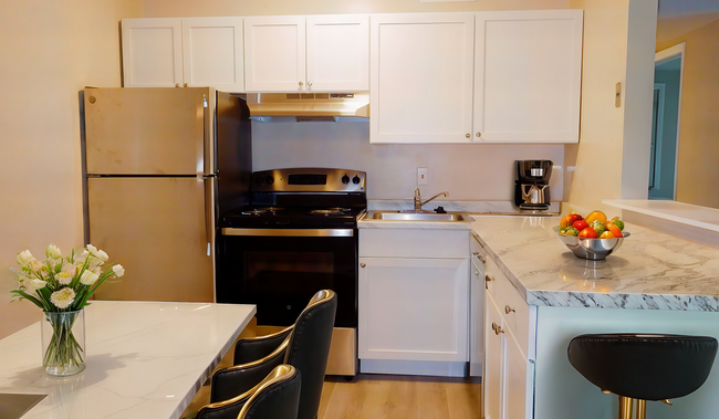 Spencer Creek Apartments in St. Peters, MO - Building Photo - Building Photo