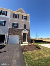 49 Basswood St in Berlin, NJ - Building Photo - Building Photo