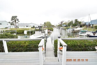14605 Loridawn Dr in Seminole, FL - Building Photo - Building Photo