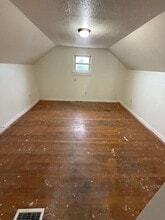 2314 Broadway Ave in Pittsburgh, PA - Foto de edificio - Building Photo