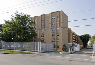 Region One - Palm Courts in Miami, FL - Building Photo - Building Photo