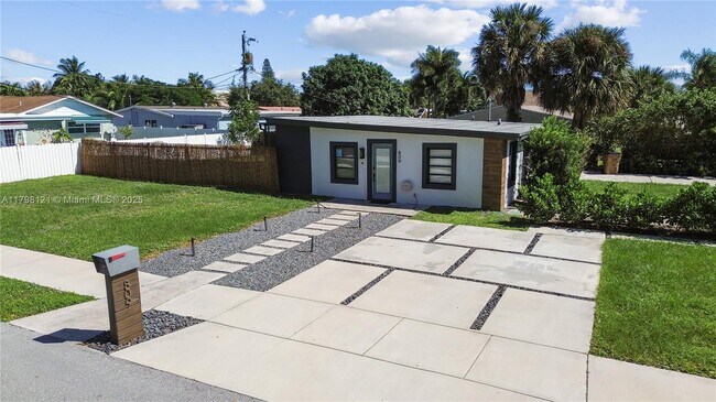 property at 809 NE 4th St