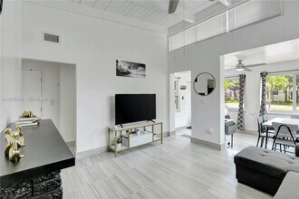 1205 NW 3rd Ave in Fort Lauderdale, FL - Building Photo - Building Photo