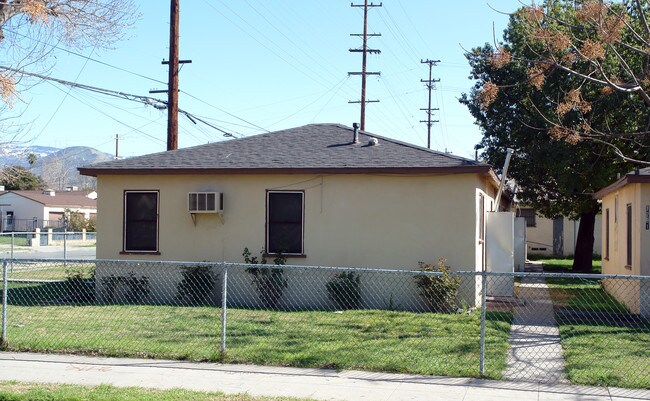 147 W 13th St in San Bernardino, CA - Building Photo - Building Photo