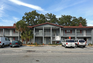 Royal Orleans Apartments in Clearwater, FL - Building Photo - Building Photo