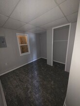 42 St Henry Dr in Sauget, IL - Building Photo - Building Photo