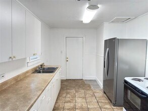 1704 Lexington St in Waco, TX - Building Photo - Building Photo