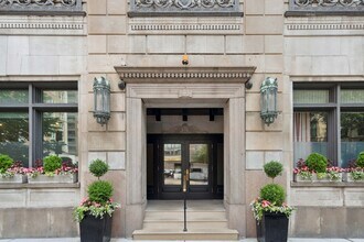 1255 N State Pky, Unit 9E in Chicago, IL - Building Photo - Building Photo