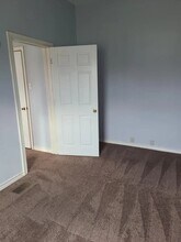 221 16th St in Hempstead, TX - Building Photo - Building Photo