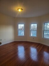 293 School St in Stoughton, MA - Building Photo - Building Photo