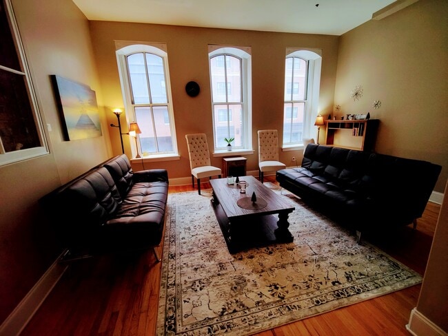 317 W Fayette St, Unit 1