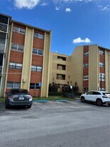 3710 NW 21st St in Lauderdale Lakes, FL - Building Photo