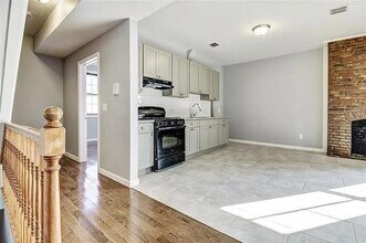 585 Bramhall Ave, Unit 3 in Jersey City, NJ - Foto de edificio - Building Photo