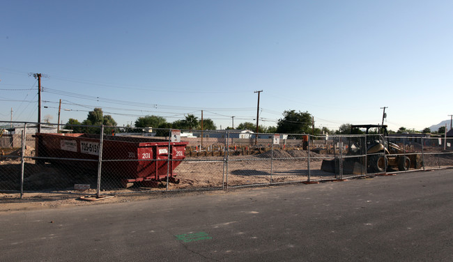 Mojave Cedar Apartments in Las Vegas, NV - Building Photo - Building Photo