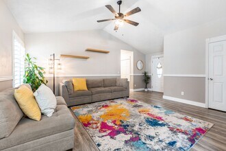 6002 W Olympiad Ln in Herriman, UT - Foto de edificio - Building Photo