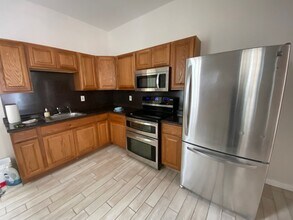 2602 E Cumberland St in Philadelphia, PA - Building Photo - Building Photo