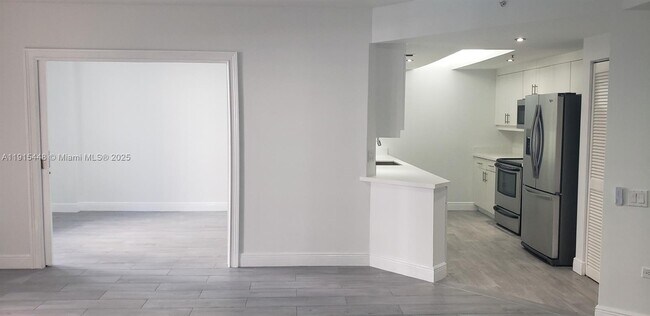 property at 701 Brickell Key Blvd