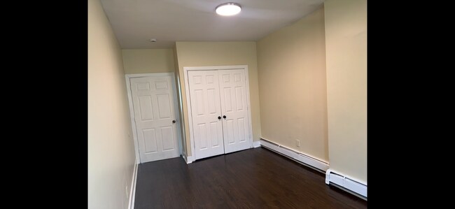 101 1/2 Ocean Ave, Unit 2 in Jersey City, NJ - Building Photo - Building Photo