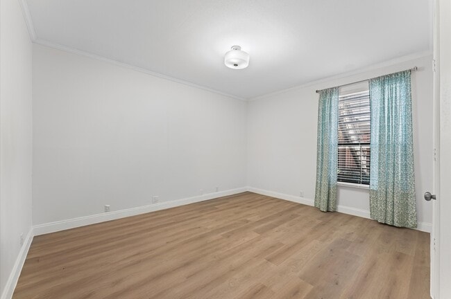 property at 2829 Timmons Ln