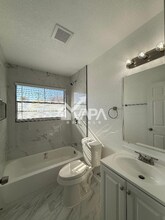 1994 Springvale Dr in San Antonio, TX - Building Photo - Building Photo