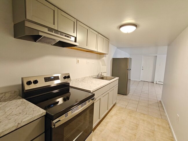 7131 Marshall Rd in Upper Darby Township, PA - Building Photo - Building Photo