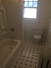 637 5th Ave in Bethlehem, PA - Foto de edificio - Building Photo