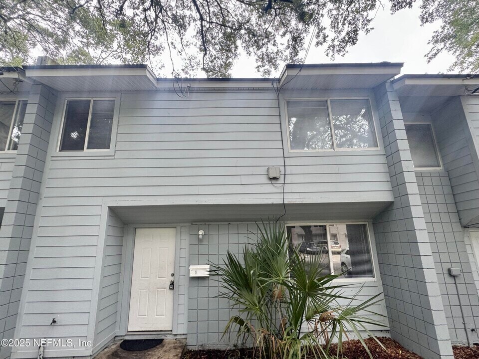 1643 E 16th St in Jacksonville, FL - Building Photo