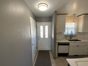 13300 Roma Ave NE in Albuquerque, NM - Building Photo - Building Photo