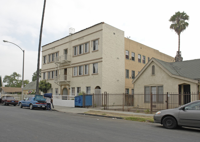 152 N Alexandria Ave in Los Angeles, CA - Building Photo - Building Photo