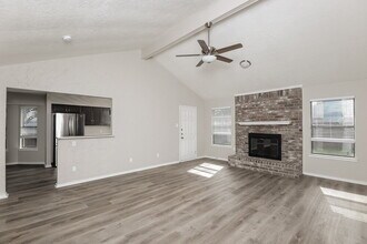 2609 S Meadow Dr in Fort Worth, TX - Building Photo - Building Photo