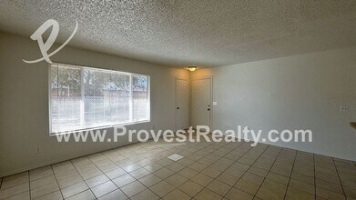 21212 Multnomah Rd in Apple Valley, CA - Building Photo - Building Photo