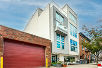 218 N 8th St in Brooklyn, NY - Foto de edificio - Building Photo