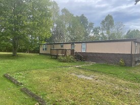 351 Franklin Heights in Fayetteville, WV - Building Photo