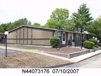 Wood Gate Apartments in Piqua, OH - Building Photo - Building Photo