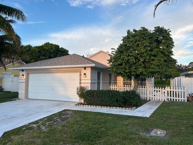 property at 10136 Boynton Pl Cir