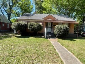 771 Eastern Dr in Memphis, TN - Building Photo
