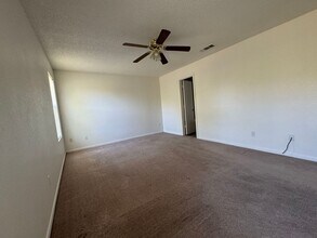 5903 Medina Dr in Killeen, TX - Building Photo - Building Photo