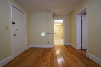 35 Gardner St in Boston, MA - Building Photo - Building Photo