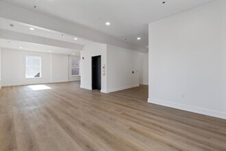713 Market St in Knoxville, TN - Building Photo - Building Photo