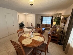 1203 Mallard Dr in Sherman, TX - Foto de edificio - Building Photo